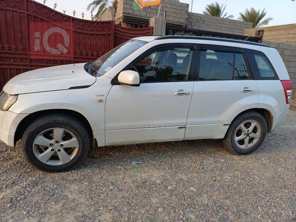 سوزوکی گراند ڤیتیرا